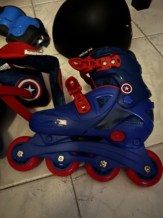 Conjunto patinagem criança Marvel