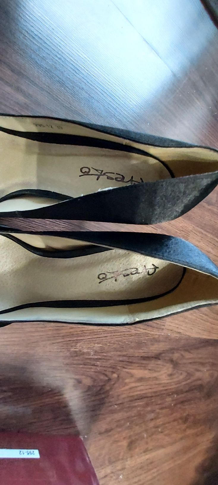 Buty na obcasie szpilki Fresko r.39