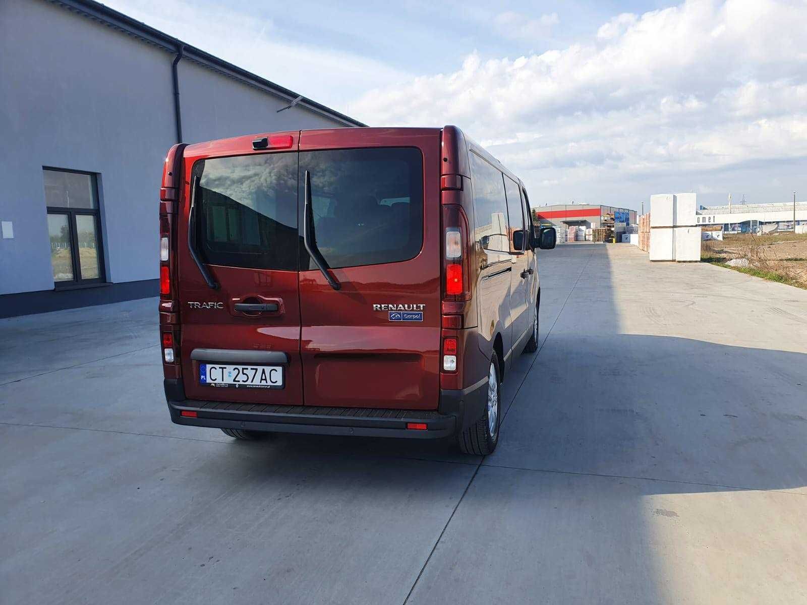 Wynajem Renault Trafic 9 osobowy 2022r nowy model