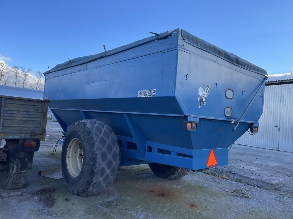 Перевантажувач Kinze 840