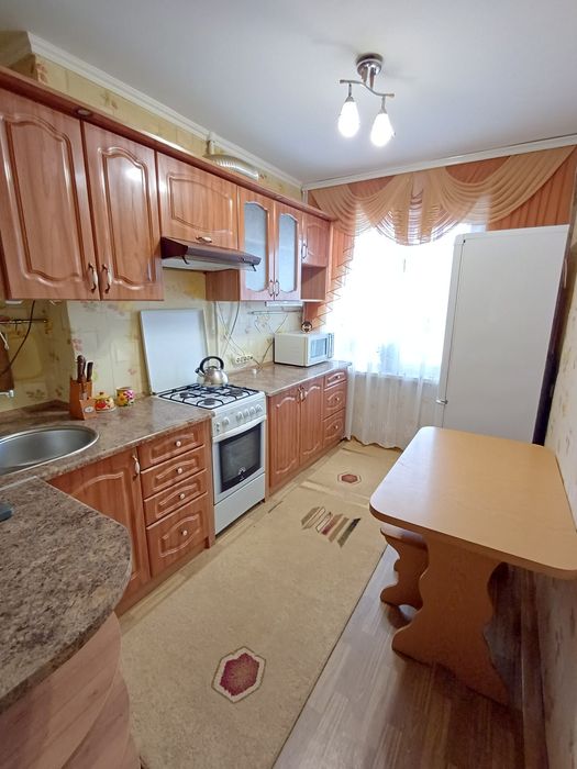 Продам отличную 2-х комнатную квартиру на МИРА / пл.Победы