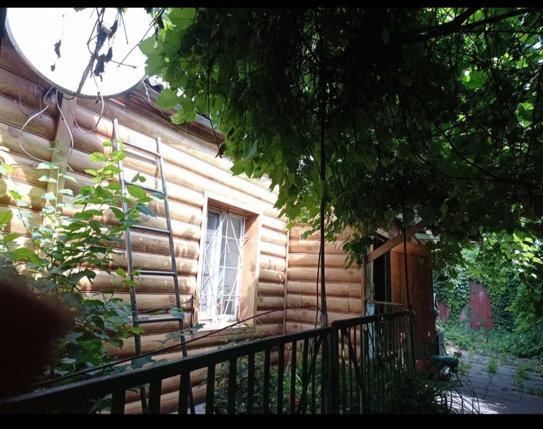 Дом в Кременчуге, район электростанции- Хорольской