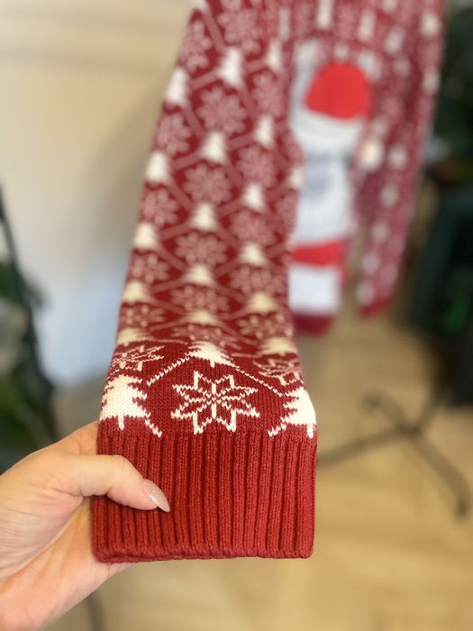 Czerwony męski sweter świąteczny z lamą Reserved L