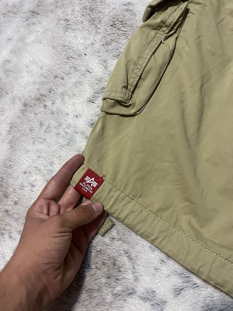 шорти Alpha industries ( оригінал )