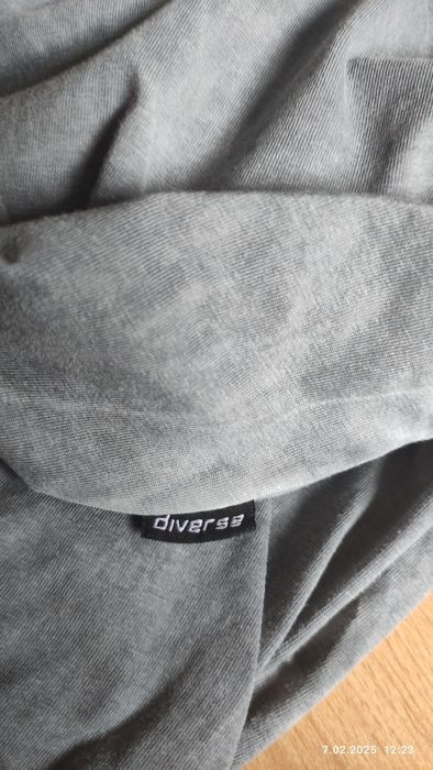 Sukienka jak nowa, Diverse