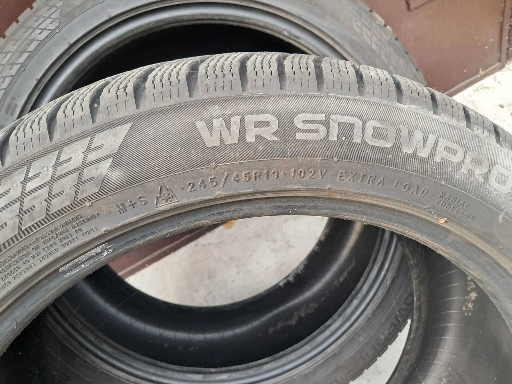 Nokian WR Snowproof 2x 275/40 i 2x 245/45 R19