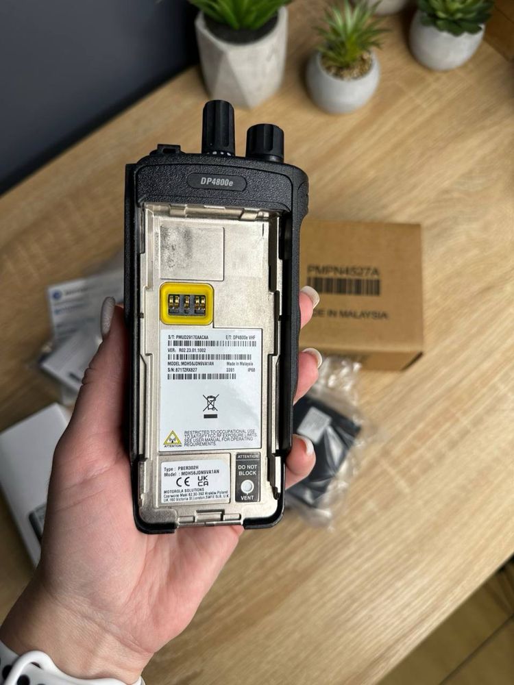DP4800e VHF - цифрова радіостанція Motorola VHF шифрування AES256