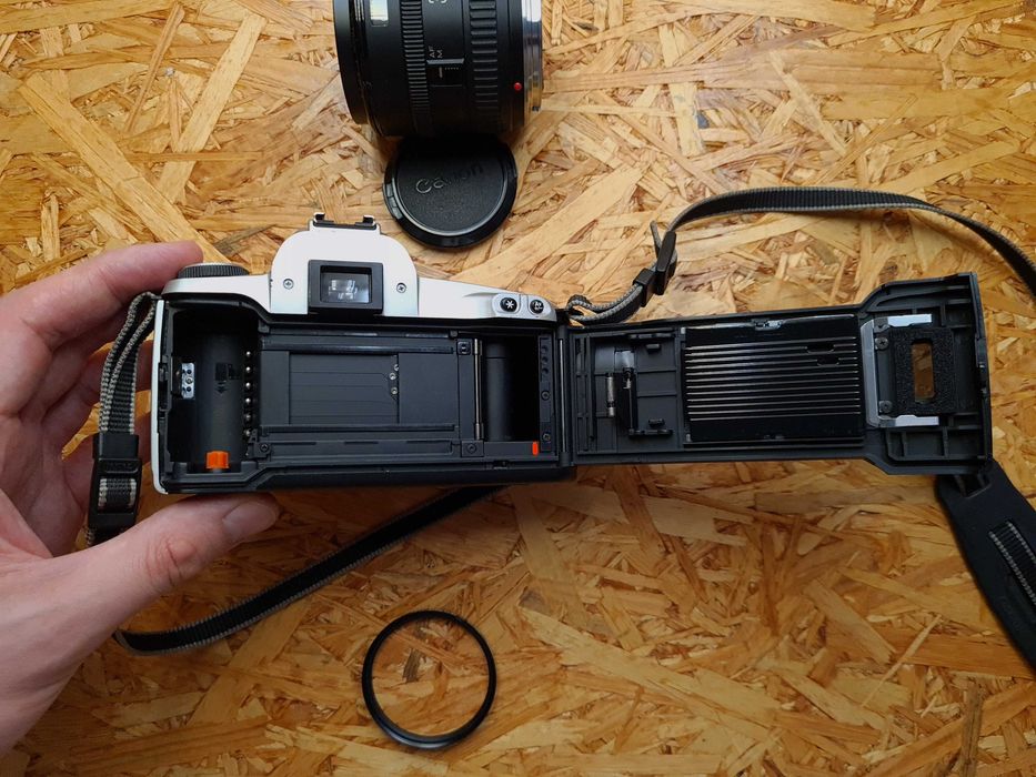 Canon eos 500n + Canon EF 35-70mm 1:3.5-4.5 super aparat GWARANCJA