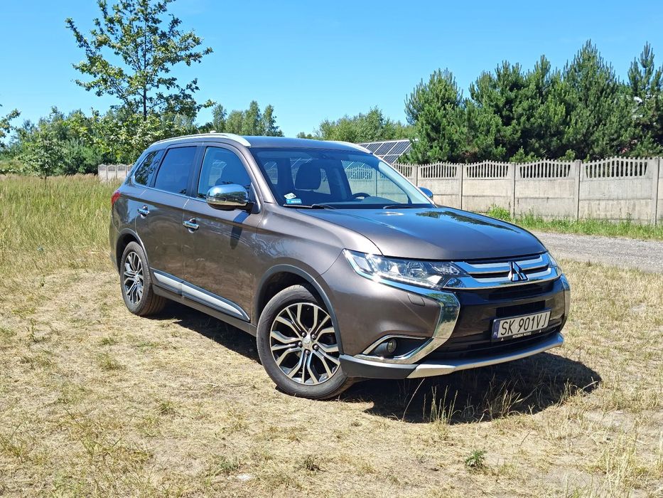 Mitsubishi Outlander Mitsubishi Outlander 2,0i BEZWYPADKOWY bez rdzy ZADBANY świetny stan