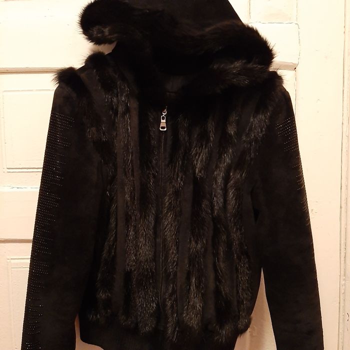 Терміново продам дублянку б/у в гарному стані.