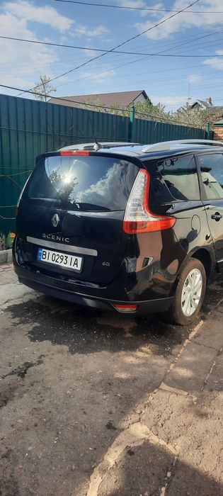 Продам Renault Grand Scenic.