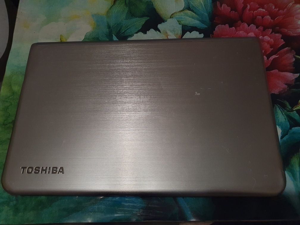 Ноутбук Toshiba Satellite P55-A5312