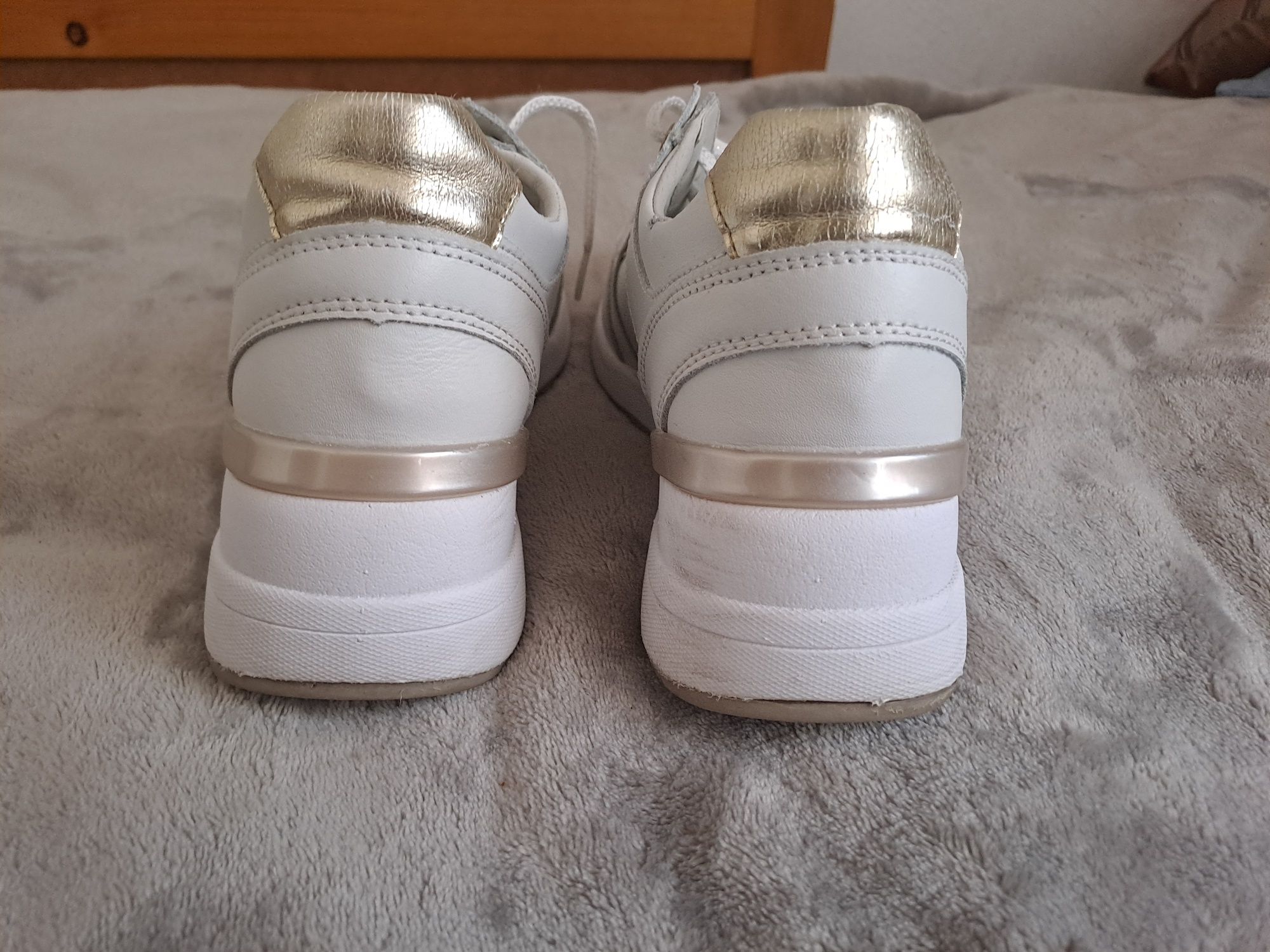 Damskie sneakersy skórzane Filippo 40