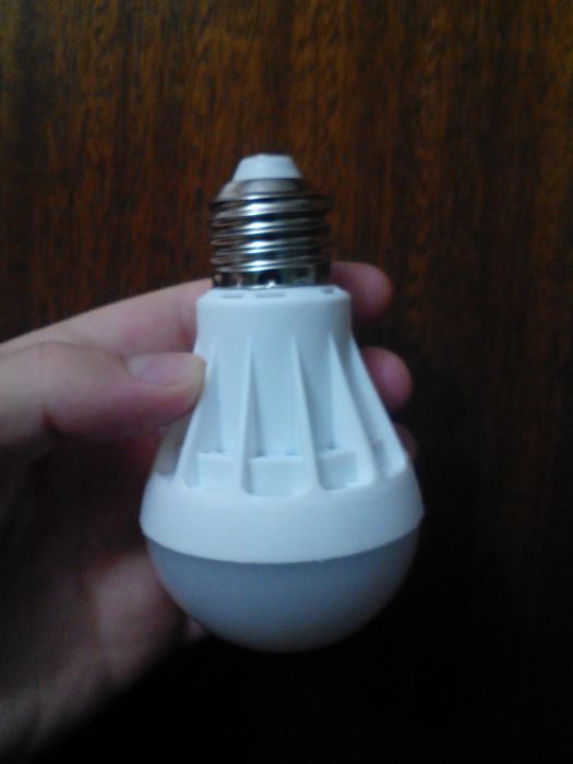 Продам led-лампочки Е27 цоколь