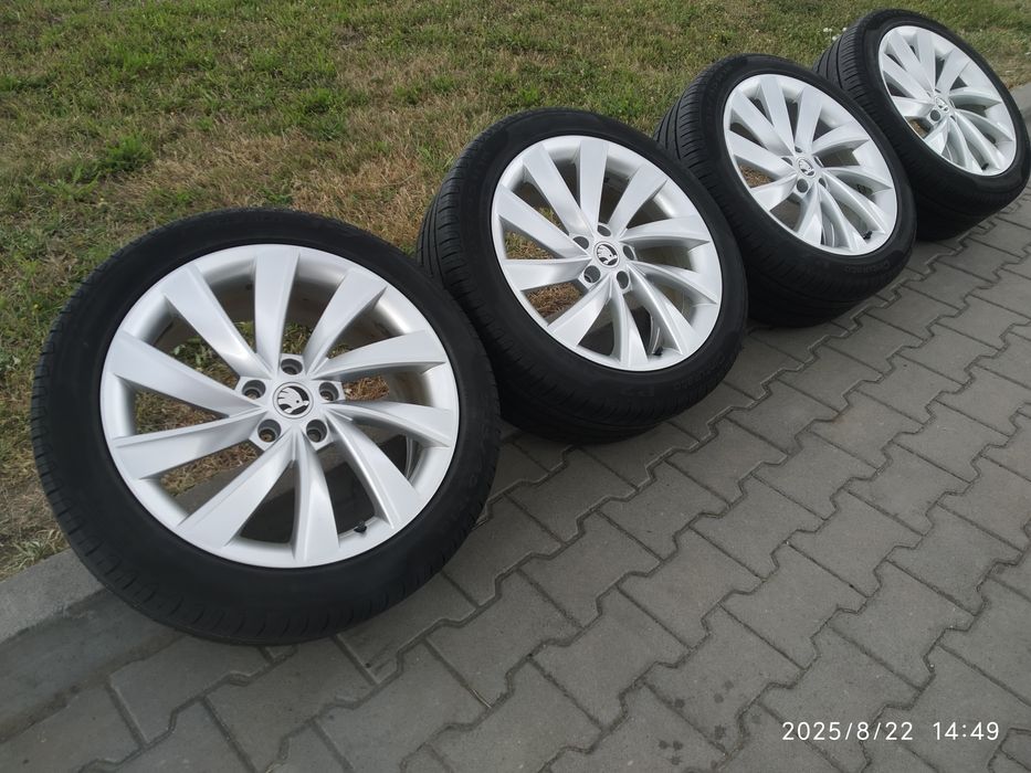 R18 5x112 Skoda superB III Turbinę Pegasus Silver Antracyt