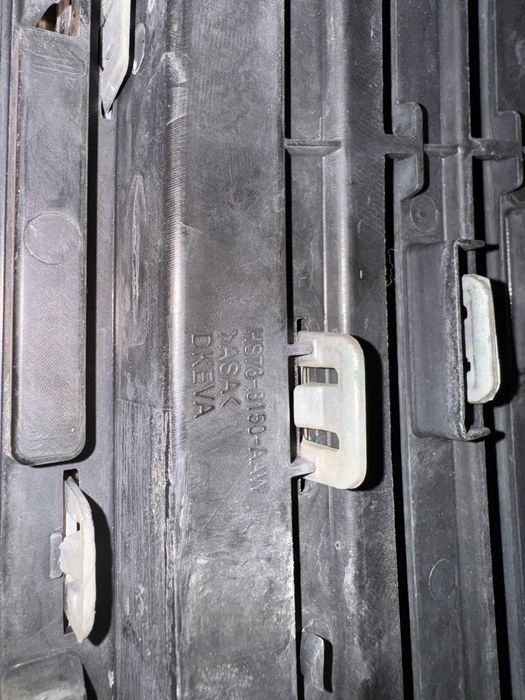 Решітка радіатора Ford Fusion 2017-18р.