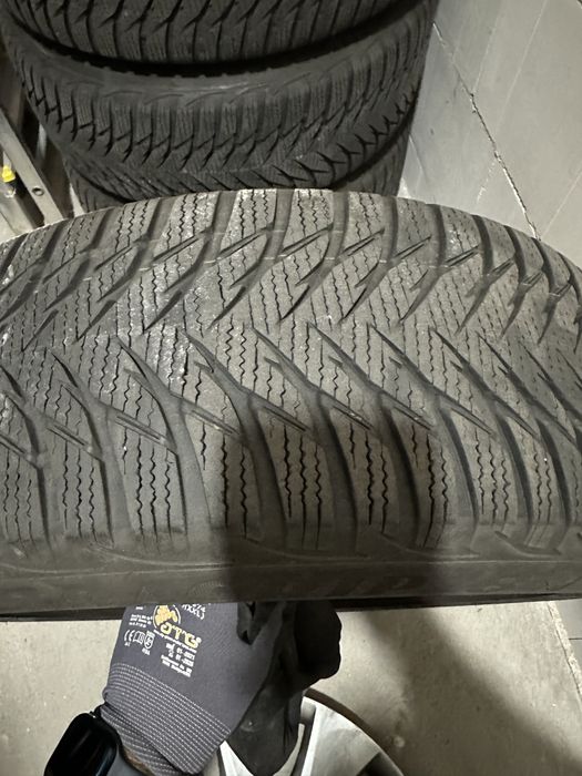 Kola zimowe Good Year  Ultragrip 8