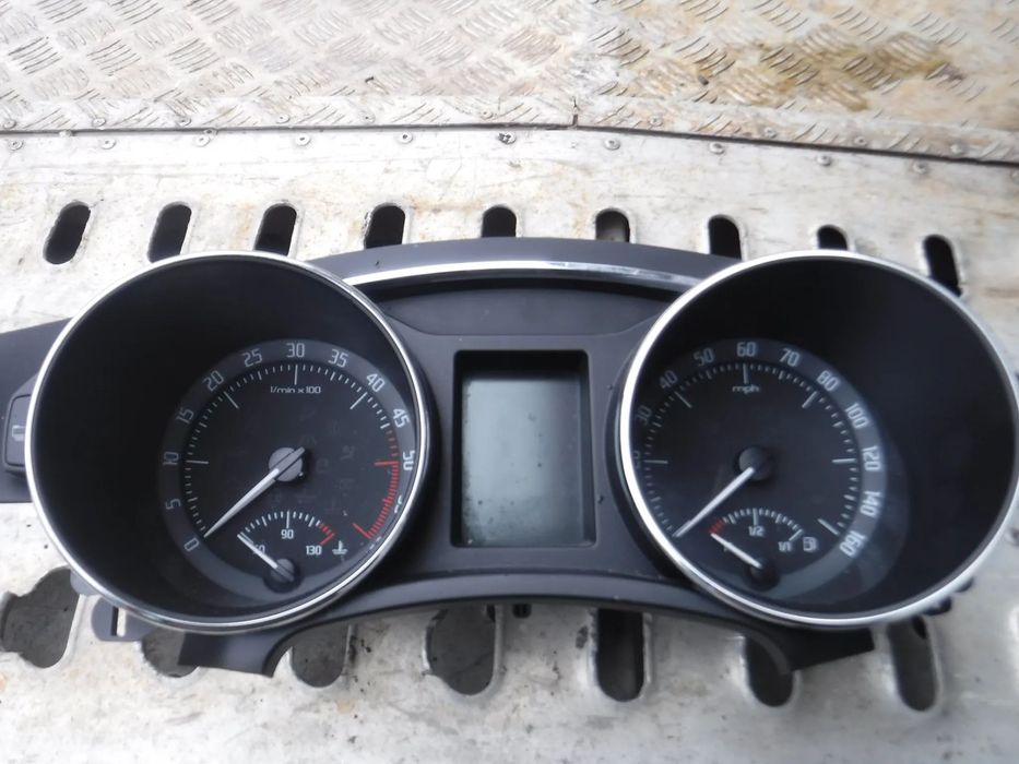Skoda Superb II 1.6  2.0 TDI  licznik zegary 3T2920941E 3T2920941H 3T2920941K 3T2920941M