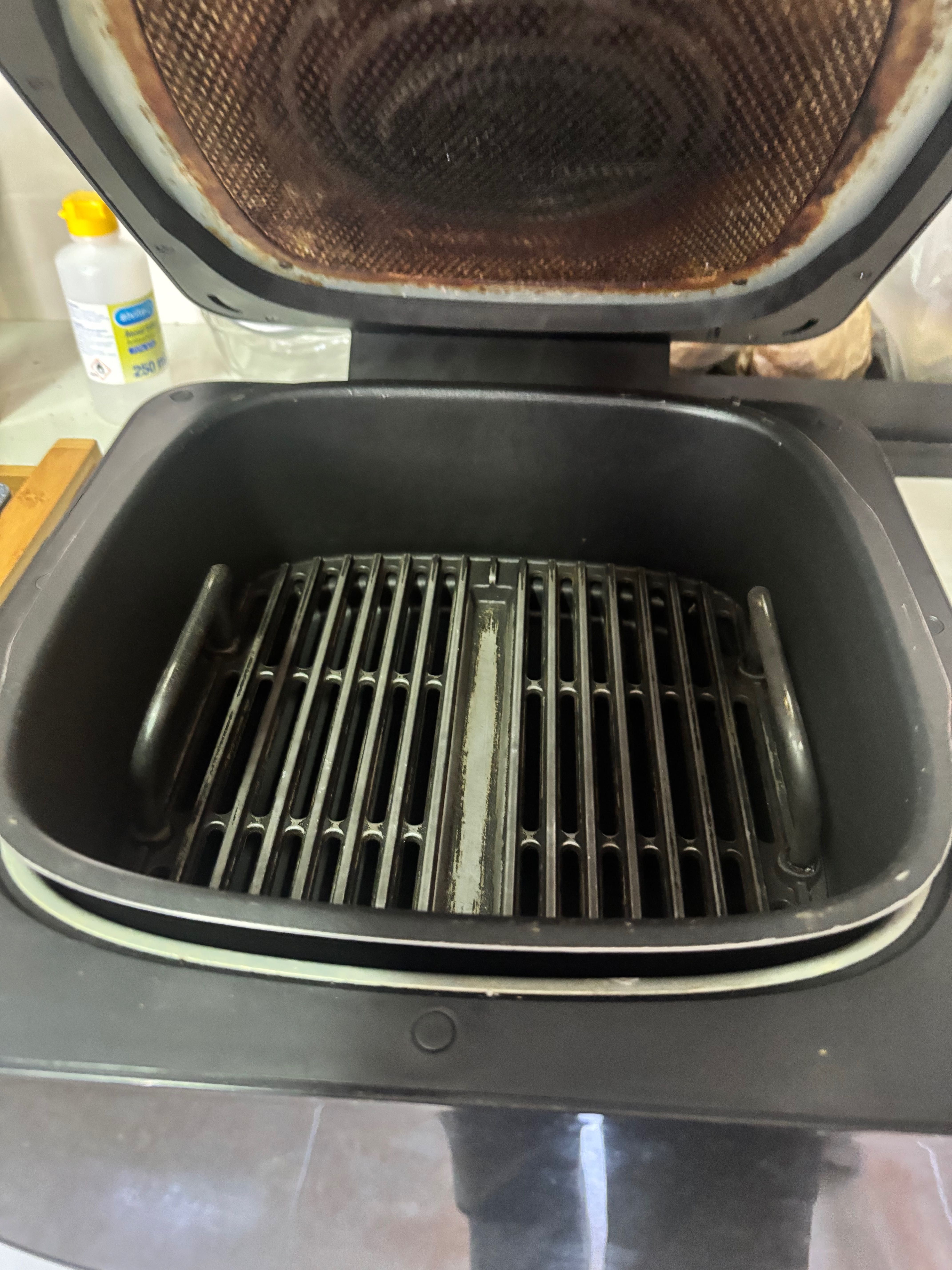 Airfryer 6litros ótimo funcionamento