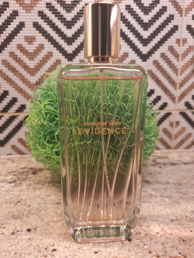 Perfumy Comme une Evidence 100ml duże kwiatowo szyprowe Yves Rocher