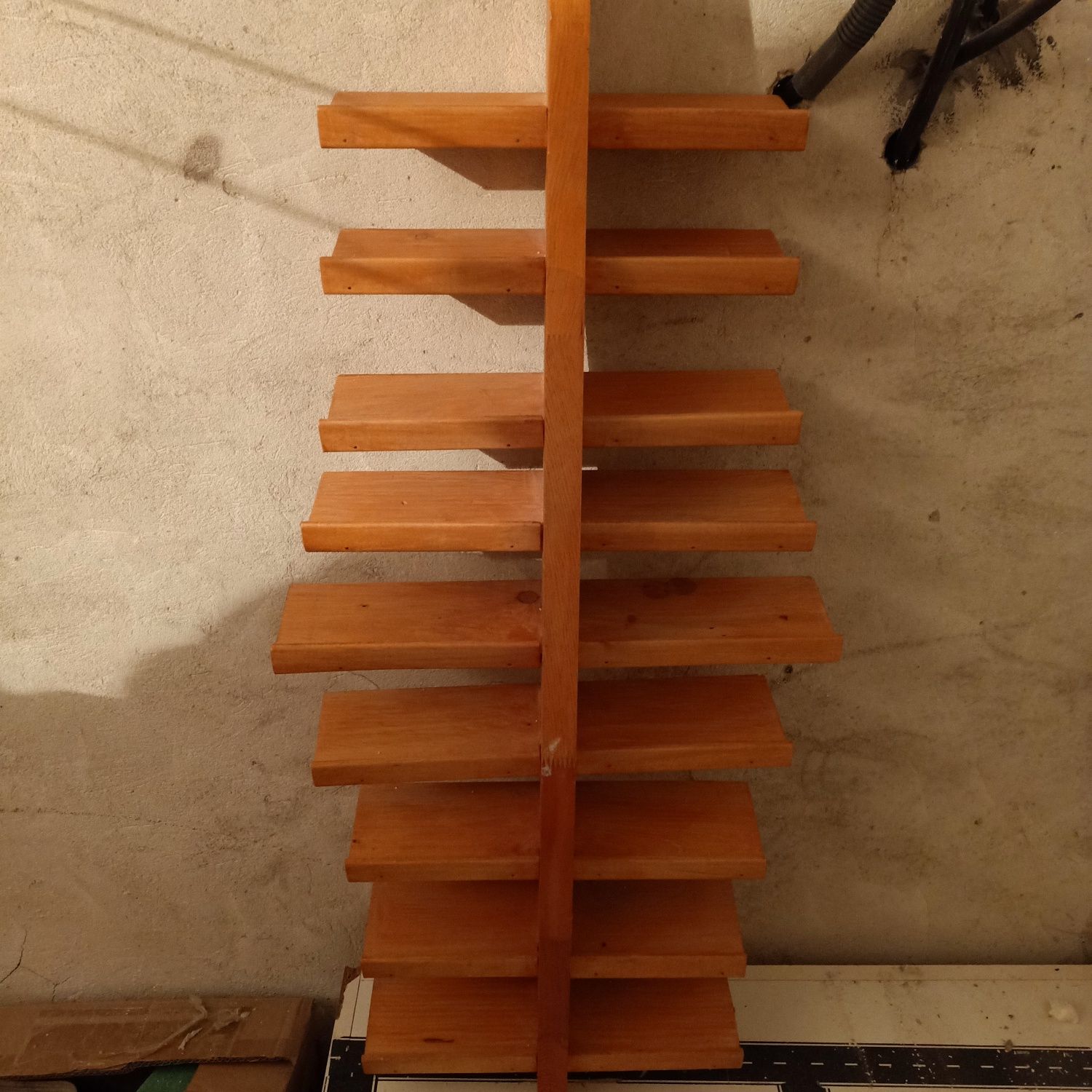 Półka na autka. Hend made. Wejdzie ok. 100 autek