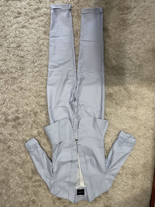 Весенний брючный костюм