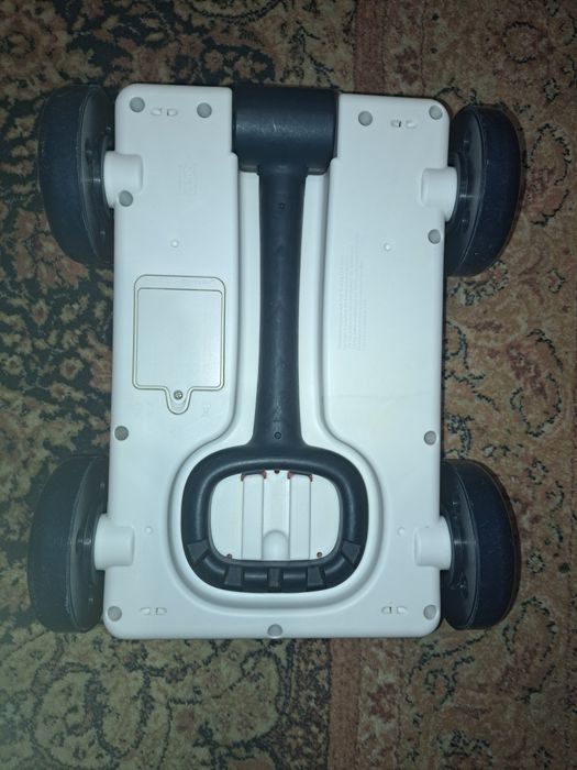 Wózek edukacyjny szczeniaczka Fisher-Price