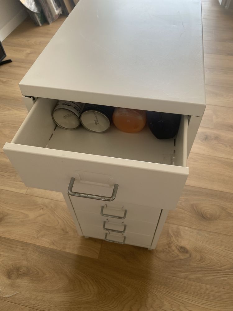 Bloco de gavetas IKEA Helmer