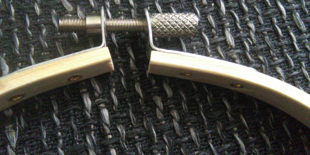 Tamborek bambusowy do haftu 10 cm.