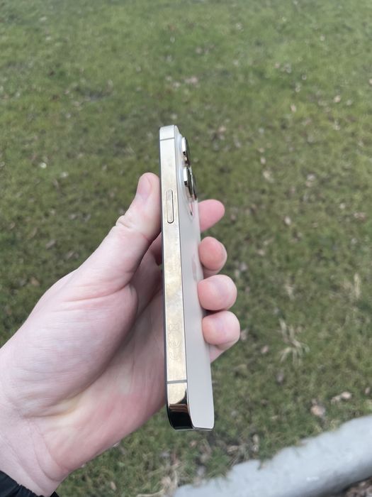 Продам iphone 14 pro 128 (айфон 14 про 128 гігабайта)
