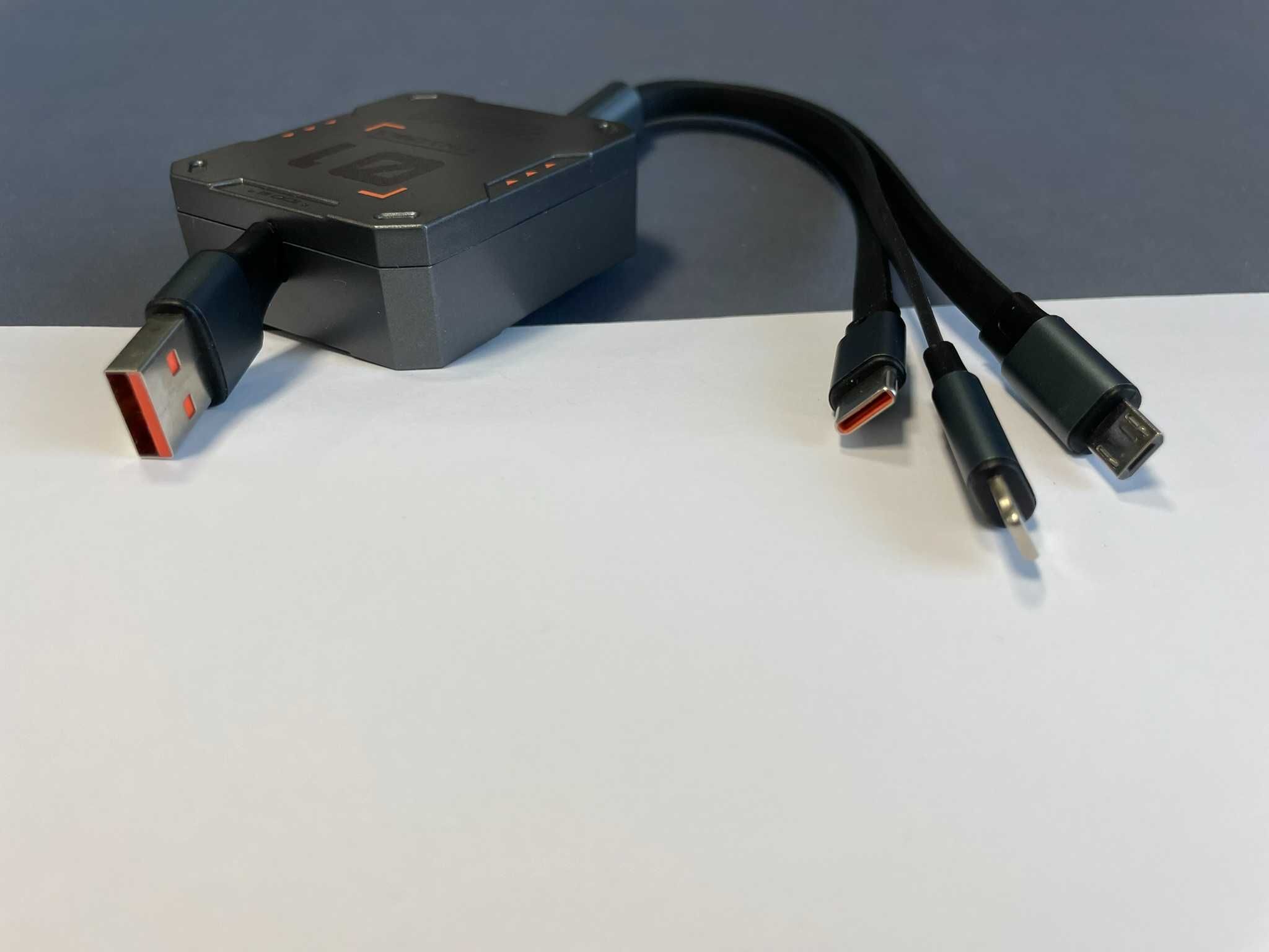 Kabel USB 3 w 1 USB-C, Lightning, USB micro .Chowany. NOWY