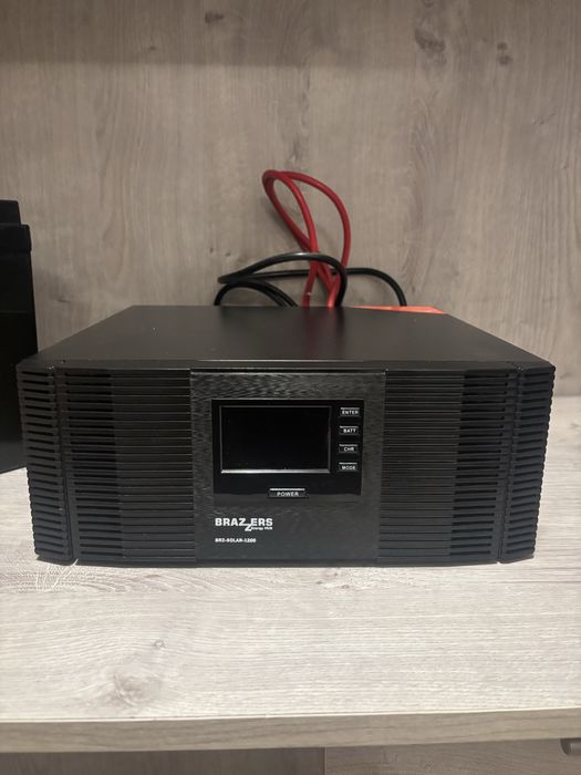 Гібридний інвертор SVC Brazzers BRZ-Solar-1200