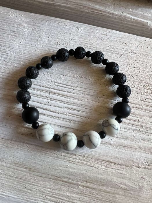 Браслет з Вулканічної Лави , Шунгіту і Яшми