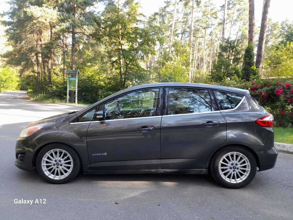 Ford C-max 2015.Hybrid автомат 5л/100км по місту.188кс SEL-макс.компл.
