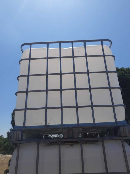 Depósito de 1000L Impecáveis
