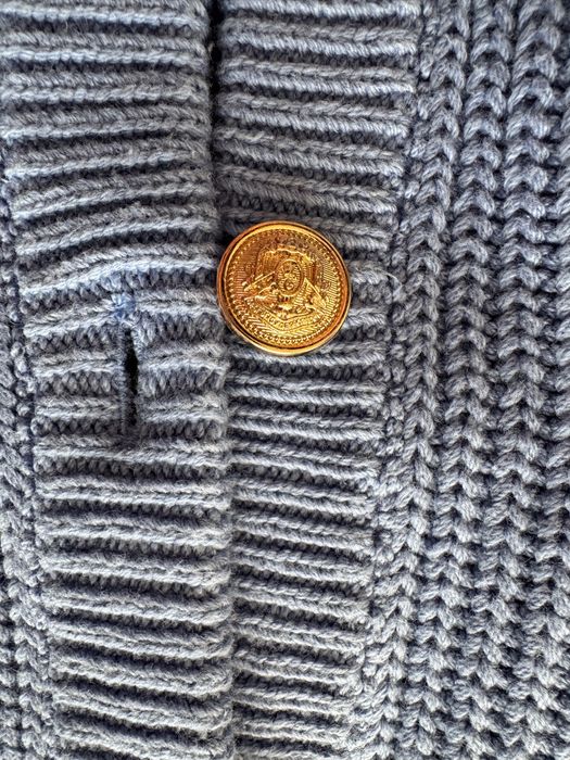 Светр голубий H&M