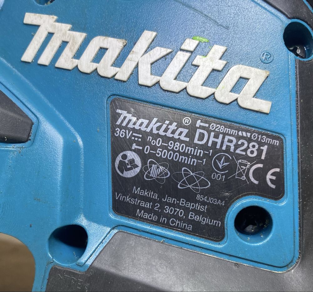 Перфоратор акумуляторний → Makita DHR281Z на 2.9 Дж. | на ДВА АКБ !