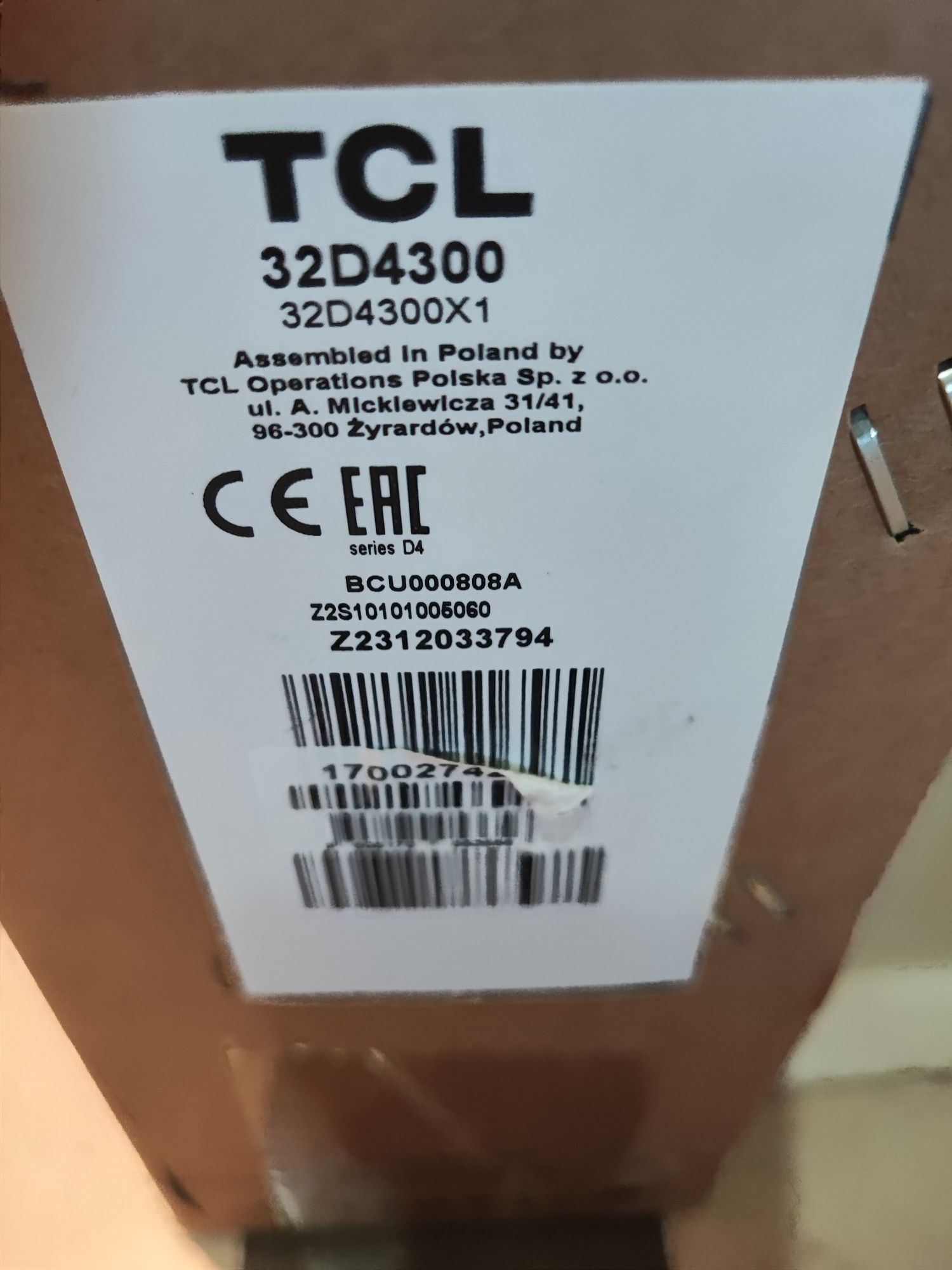 Tv  32 pol. 81cm TCL 32D4300