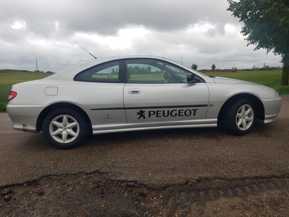 Peugeot 406 coupe
