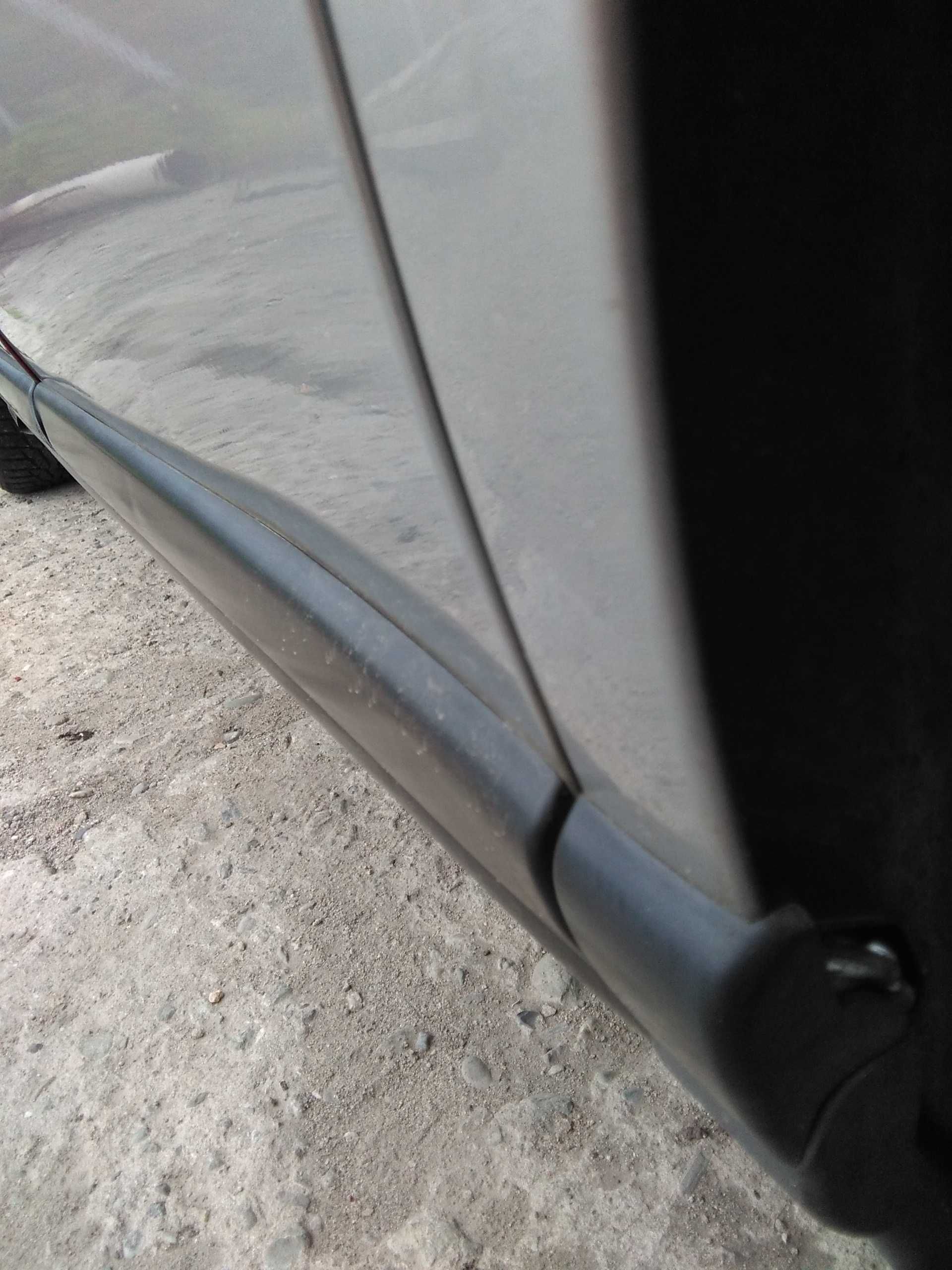 AUDI A4 b5 tył  drzwi tylne lewe małopolska srebrne bez malowania ly7w