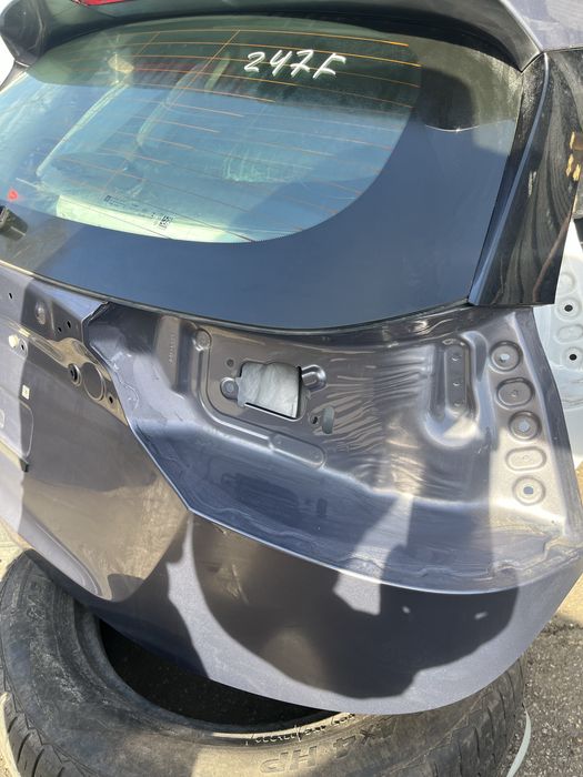 Кришка багажника Chevrolet Bolt EV 2023