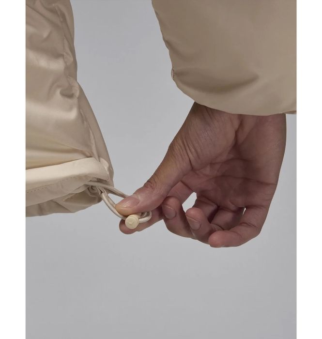 Пуховик женский Air Jordan Puffer Beige FZ4527-203