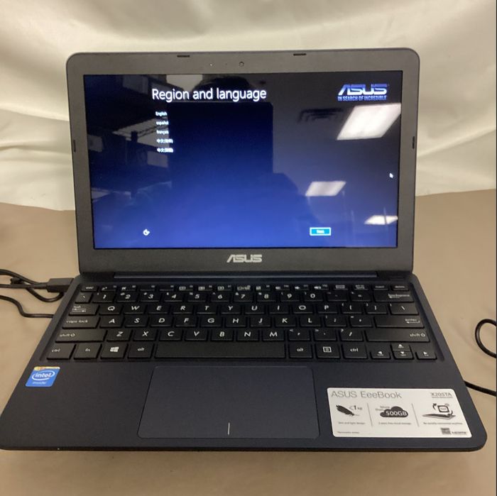 Laptop Asus Eeebook X205TA