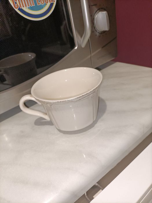 Porcelanowa filiżanka vintage PRL