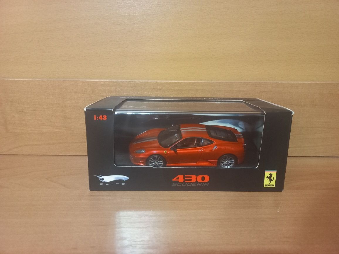 Модель авто 1:43 Ferrari 430 hot wheels