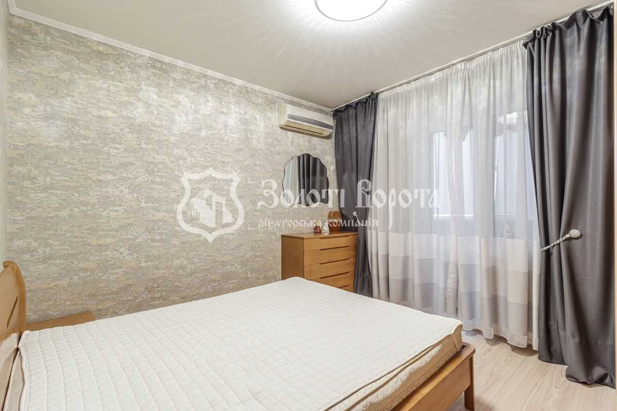 Квартира, 3к. Євроремонт. Лук'яненка, 15г, метро «Мінська», Оболонь