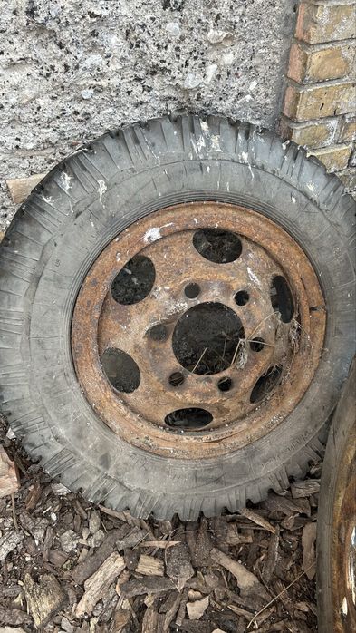Шини з дисками 7,50 R20 колеса ГАЗ