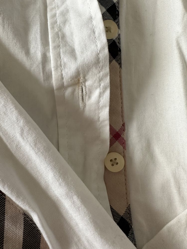 Biała koszula Burberry XL z łatkami