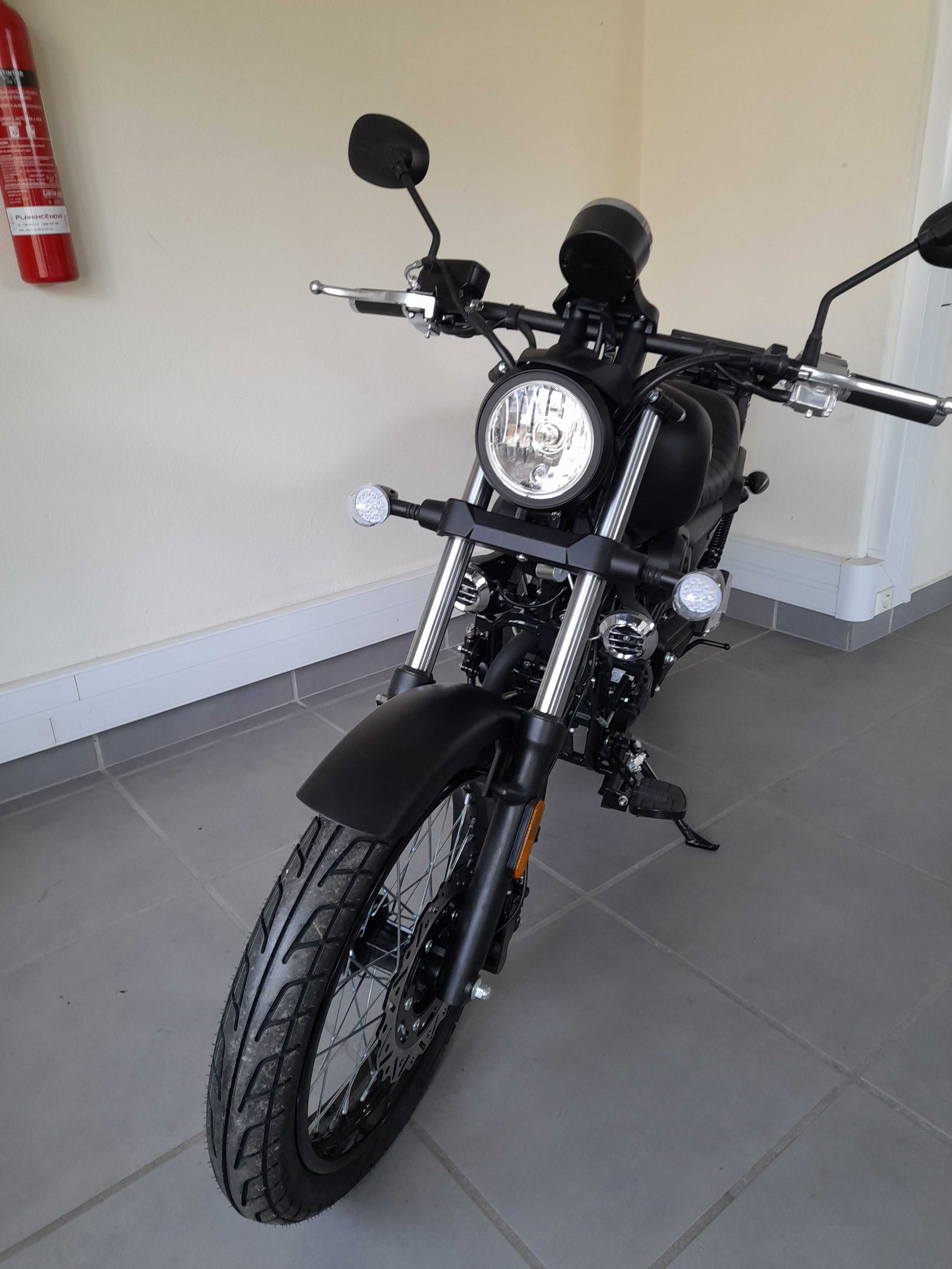 Macbor Rockster Flat 125