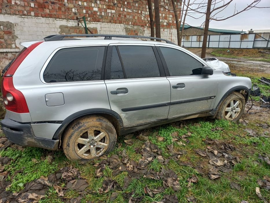 Продам Volvo xc 90.